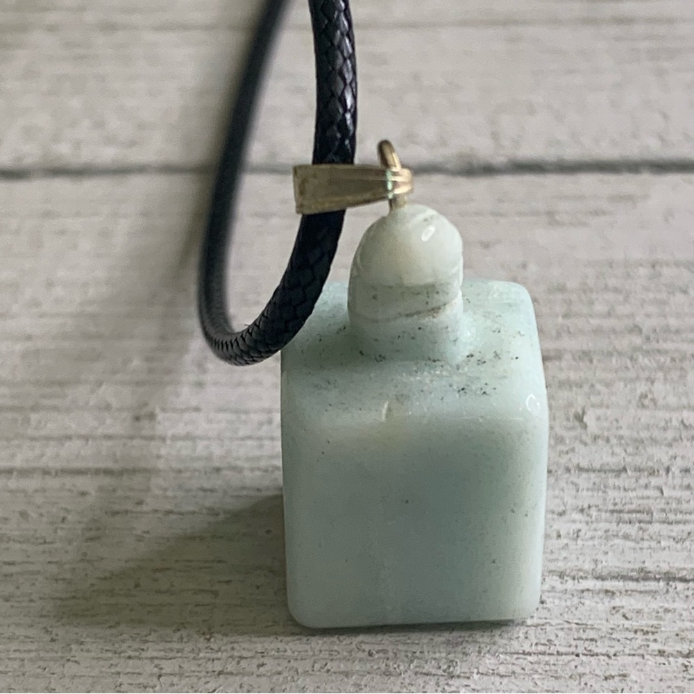 Amazonite Stone Carved Perfume Bottle Pendant Necklace Adjustable Cord Chain 20" - Picture 7 of 9